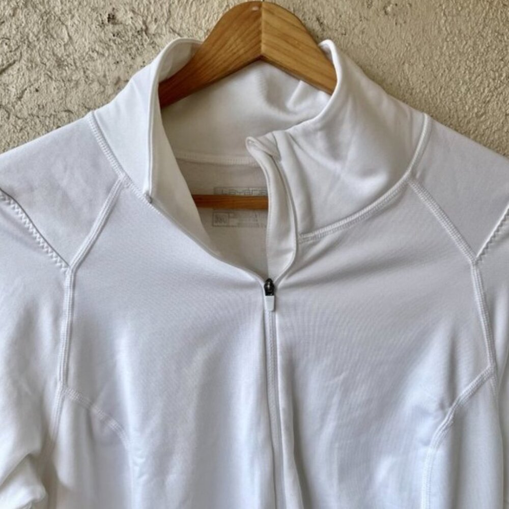 Layer 8 Performance Active Women's Athletic Long Sleeve Half Zip Jacket White M